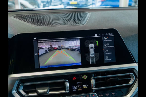 BMW 3-serie 320i M-Sport - Camera - Hifi - 19 inch - Live Cockpit Prof