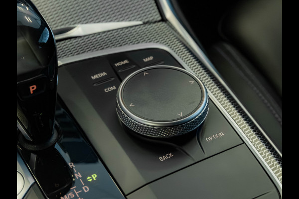 BMW 3-serie 320i M-Sport - Camera - Hifi - 19 inch - Live Cockpit Prof