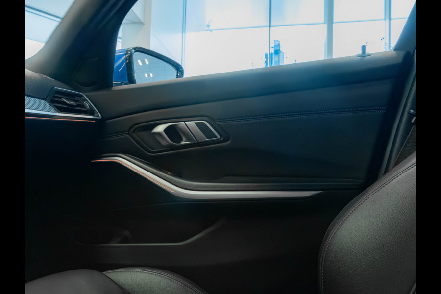 BMW 3-serie 320i M-Sport - Camera - Hifi - 19 inch - Live Cockpit Prof