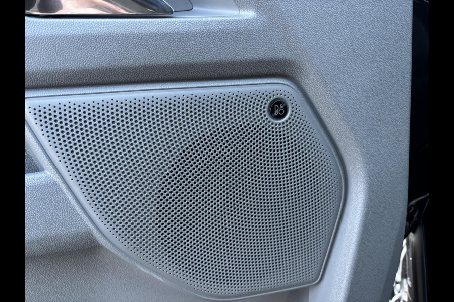 Ford Transit Custom Tourneo 340 2.5 PHEV L1H1 Titanium X | SCI | 233pk | Ergonomische Lederen Stoelen | Elektrische schuifdeuren links en rechts | Prijs is incl. BTW/BPM | Stuur/Stoelverwarming | Trekhaak Wegklapbaar | B&O Play | Verlengde Fabrieksgarantie tot 05-2029