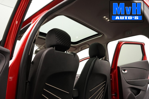 Renault Captur 1.3 TCe Intense|150PK|PANO|CAMERA|LED|TREKH