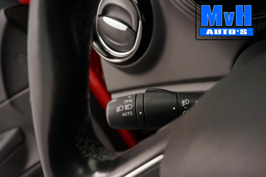 Renault Captur 1.3 TCe Intense|150PK|PANO|CAMERA|LED|TREKH