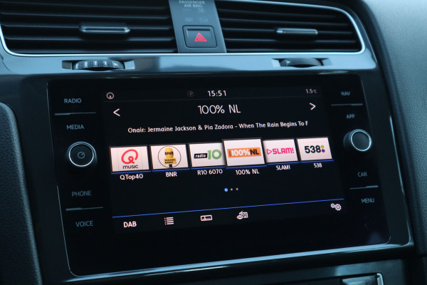 Volkswagen Golf 1.0 TSI Comfortline Business | Camera | Carplay | ACC |