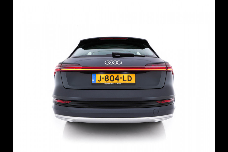 Audi e-tron 50 Quattro *ELECTRO-MOTOR AUDIBLE* Launch edition 71 kWh [ 3-Fase ] {SOH-100%} (INCL-BTW) Aut. *FULL-LED | DIGI-COCKPIT | NAVI-FULLMAP | HEATED-COMFORTSEATS | KEYLESS | AUDI-SOUND | SHIFT-PADDLES | ECC | PDC | CRUISE | 20''ALU*
