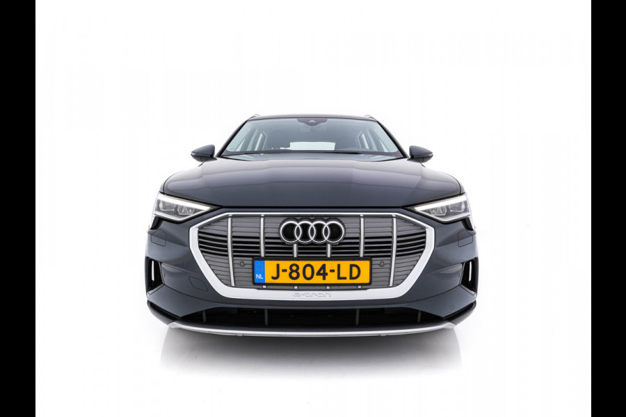 Audi e-tron 50 Quattro *ELECTRO-MOTOR AUDIBLE* Launch edition 71 kWh [ 3-Fase ] {SOH-100%} (INCL-BTW) Aut. *FULL-LED | DIGI-COCKPIT | NAVI-FULLMAP | HEATED-COMFORTSEATS | KEYLESS | AUDI-SOUND | SHIFT-PADDLES | ECC | PDC | CRUISE | 20''ALU*
