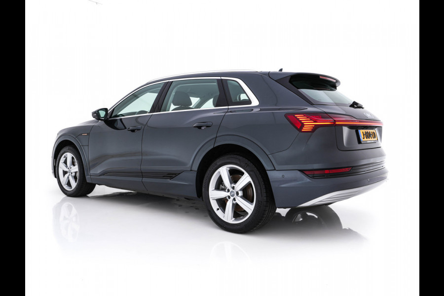 Audi e-tron 50 Quattro *ELECTRO-MOTOR AUDIBLE* Launch edition 71 kWh [ 3-Fase ] {SOH-100%} (INCL-BTW) Aut. *FULL-LED | DIGI-COCKPIT | NAVI-FULLMAP | HEATED-COMFORTSEATS | KEYLESS | AUDI-SOUND | SHIFT-PADDLES | ECC | PDC | CRUISE | 20''ALU*