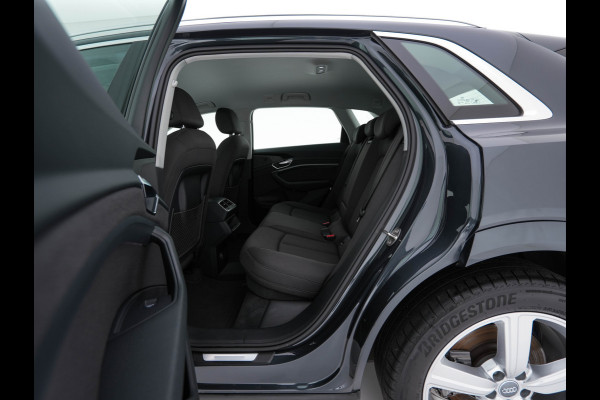 Audi e-tron 50 Quattro *ELECTRO-MOTOR AUDIBLE* Launch edition 71 kWh [ 3-Fase ] {SOH-100%} (INCL-BTW) Aut. *FULL-LED | DIGI-COCKPIT | NAVI-FULLMAP | HEATED-COMFORTSEATS | KEYLESS | AUDI-SOUND | SHIFT-PADDLES | ECC | PDC | CRUISE | 20''ALU*