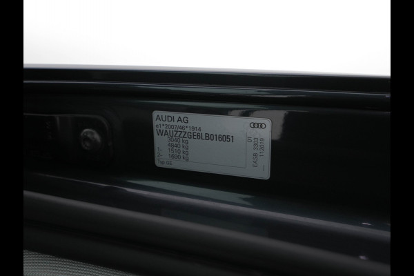 Audi e-tron 50 Quattro *ELECTRO-MOTOR AUDIBLE* Launch edition 71 kWh [ 3-Fase ] {SOH-100%} (INCL-BTW) Aut. *FULL-LED | DIGI-COCKPIT | NAVI-FULLMAP | HEATED-COMFORTSEATS | KEYLESS | AUDI-SOUND | SHIFT-PADDLES | ECC | PDC | CRUISE | 20''ALU*