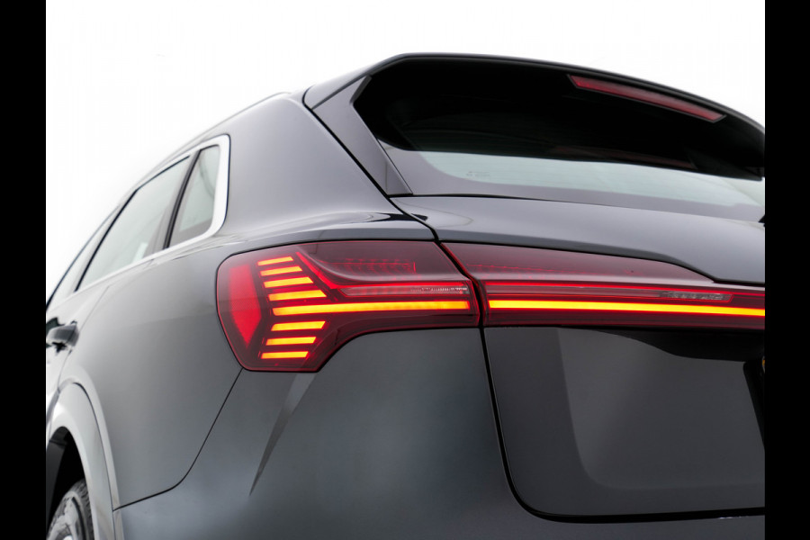 Audi e-tron 50 Quattro *ELECTRO-MOTOR AUDIBLE* Launch edition 71 kWh [ 3-Fase ] {SOH-100%} (INCL-BTW) Aut. *FULL-LED | DIGI-COCKPIT | NAVI-FULLMAP | HEATED-COMFORTSEATS | KEYLESS | AUDI-SOUND | SHIFT-PADDLES | ECC | PDC | CRUISE | 20''ALU*