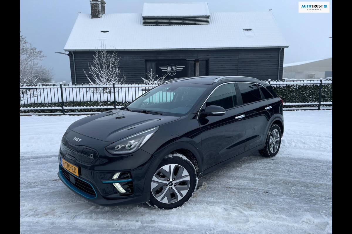 Kia e-Niro DynamicPlusLine 64 kWh SOH 100% NAVI CAMERA LEER SCHUIFDAK LED-XENON