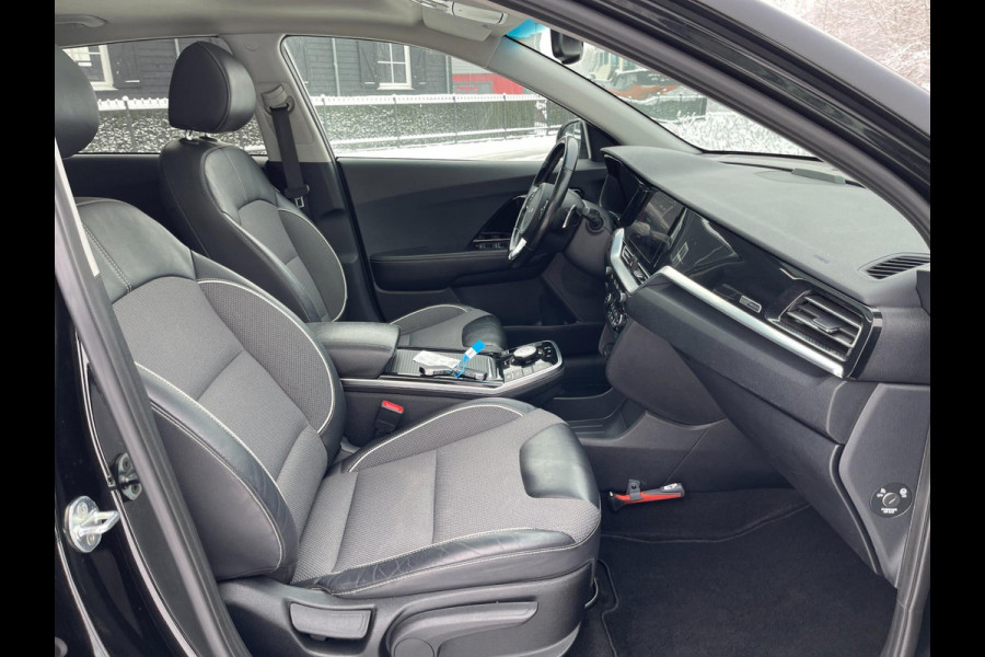 Kia e-Niro DynamicPlusLine 64 kWh SOH 100% NAVI CAMERA LEER SCHUIFDAK LED-XENON