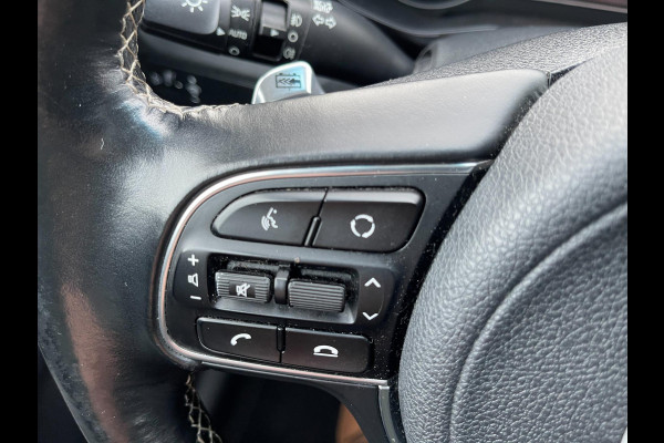 Kia e-Niro DynamicPlusLine 64 kWh SOH 100% NAVI CAMERA LEER SCHUIFDAK LED-XENON