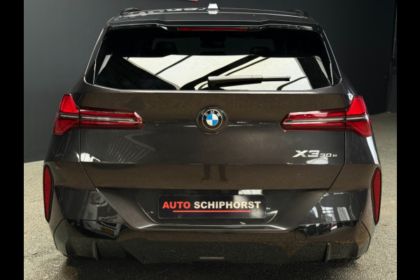 BMW X3 30e X-drive M-Sport-Pro/pano/trekhaak/premium pakket/harman kardon A90