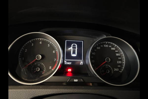 Volkswagen Golf 1.0 TSI Comfortline 85 KW 6 bak Navigatie Cruise control