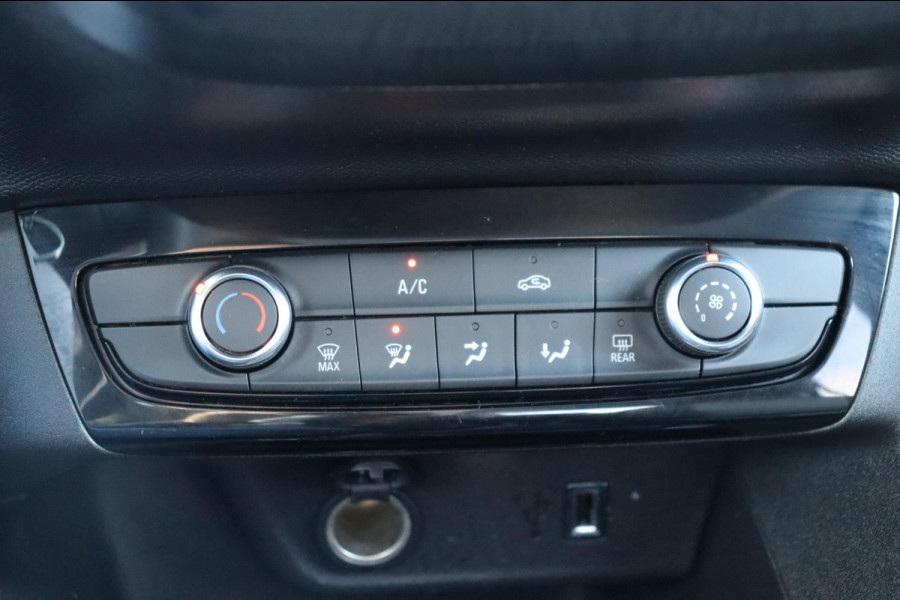 Opel Corsa 1.2Turbo Edition org. NL Navigatie Zwart dak