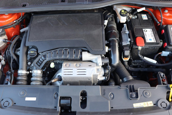 Opel Corsa 1.2Turbo Edition org. NL Navigatie Zwart dak