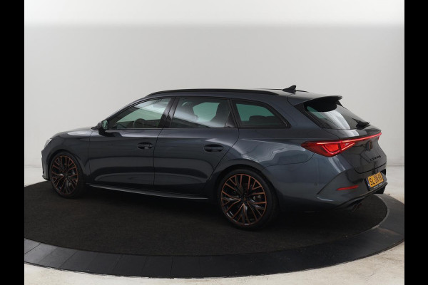 CUPRA Leon 2.0 TSI Cup 4-DRIVE | 310pk | Trekhaak | Stoel & stuurverwarming | Carplay | Leder | Adaptive cruise | 19'' | CUP Sportstoelen | Navigatie | Full LED | Beats Pack | Keyless | Sfeerverlichting