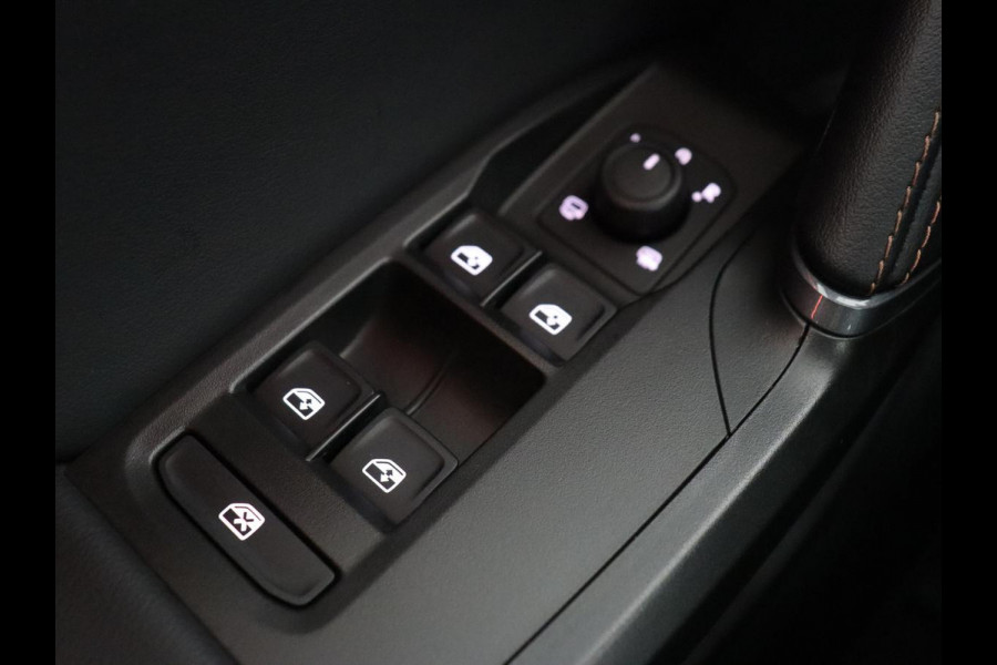 CUPRA Leon 2.0 TSI Cup 4-DRIVE | 310pk | Trekhaak | Stoel & stuurverwarming | Carplay | Leder | Adaptive cruise | 19'' | CUP Sportstoelen | Navigatie | Full LED | Beats Pack | Keyless | Sfeerverlichting
