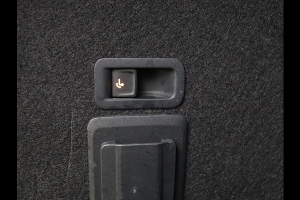 CUPRA Leon 2.0 TSI Cup 4-DRIVE | 310pk | Trekhaak | Stoel & stuurverwarming | Carplay | Leder | Adaptive cruise | 19'' | CUP Sportstoelen | Navigatie | Full LED | Beats Pack | Keyless | Sfeerverlichting