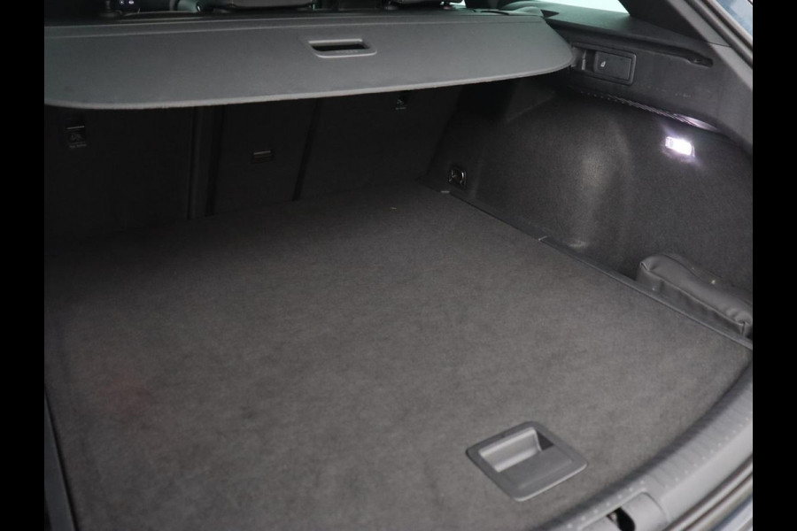 CUPRA Leon 2.0 TSI Cup 4-DRIVE | 310pk | Trekhaak | Stoel & stuurverwarming | Carplay | Leder | Adaptive cruise | 19'' | CUP Sportstoelen | Navigatie | Full LED | Beats Pack | Keyless | Sfeerverlichting