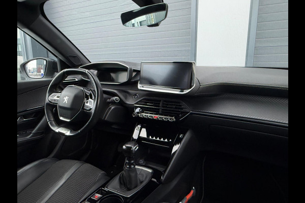 Peugeot 2008 1.2 PureTech GT-Line / 2020 / CAM / 3D COCKPIT