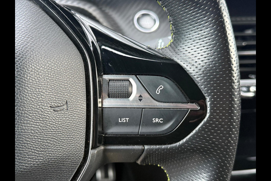 Peugeot 2008 1.2 PureTech GT-Line / 2020 / CAM / 3D COCKPIT