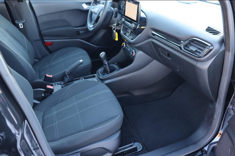 Ford Fiesta 1.1 Trend org. NL navigatie cruise pdc