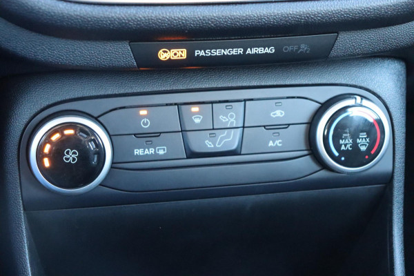Ford Fiesta 1.1 Trend org. NL navigatie cruise pdc