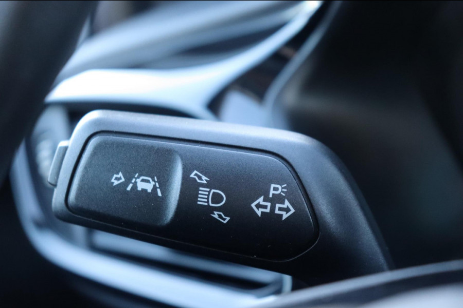 Ford Fiesta 1.1 Trend org. NL navigatie cruise pdc