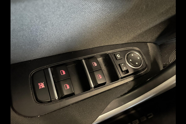 Kia Ceed Sportswagon 1.0 T-GDi 120pk DynamicLine | Climate Control | Navigatie | Apple Carplay/Android Auto | Cruise Control | Full LED | PDC VA | Camera | 16" Lichtmetalen Velgen