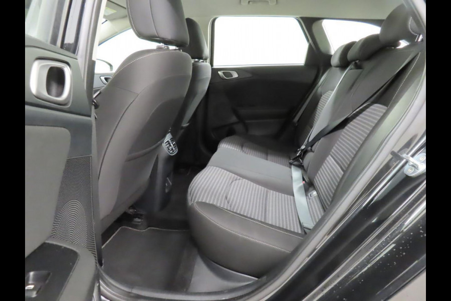 Kia Ceed Sportswagon 1.0 T-GDi 120pk DynamicLine | Climate Control | Navigatie | Apple Carplay/Android Auto | Cruise Control | Full LED | PDC VA | Camera | 16" Lichtmetalen Velgen