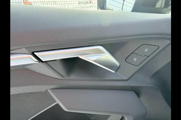 Audi A3 Sportback 30 TFSI Pro Line | 1e eigenaar | Trekhaak | Carplay | Stoelverwarming | Camera |