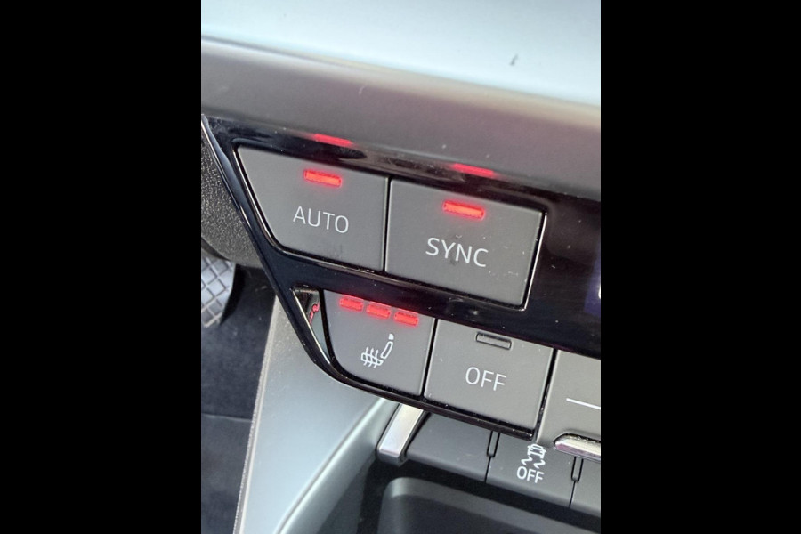 Audi A3 Sportback 30 TFSI Pro Line | 1e eigenaar | Trekhaak | Carplay | Stoelverwarming | Camera |