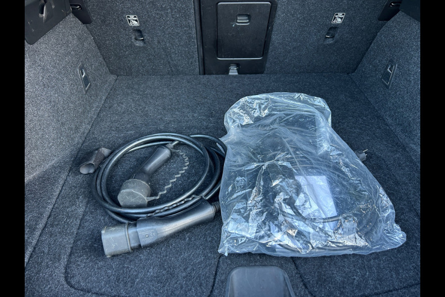 Polestar 2 Long Range Dual Motor Launch Edition 78kWh 93% SOH Pano AWD Thunder Grey NL-Auto 1e EIG Rijklaarprijs!