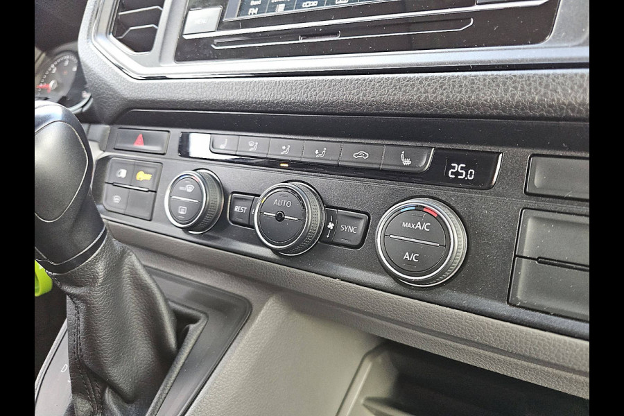 Volkswagen Crafter 35 2.0 TDI L3H3 LED Automaat Automatisce Airco/AAC Camera ACC Stoelverwarming PDC Euro6 177 PK!