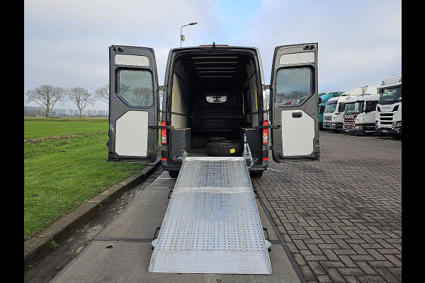 Volkswagen Crafter 35 2.0 TDI L3H3 LED Automaat Automatisce Airco/AAC Camera ACC Stoelverwarming PDC Euro6 177 PK!