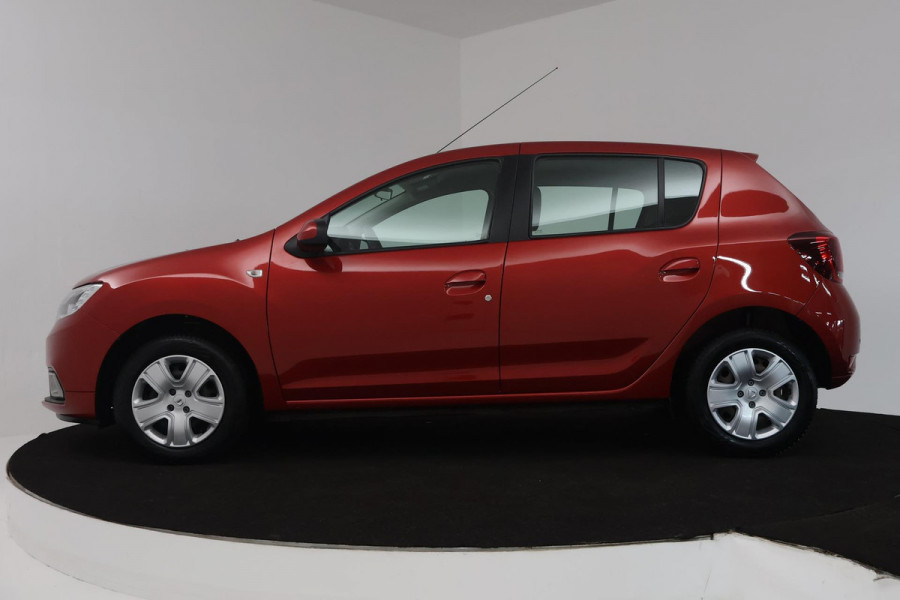 Dacia Sandero 0.9 TCe Laureate (TREKHAAK, PARKEERSENSOREN, AIRCO, RADIO)