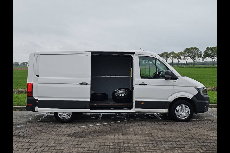 Volkswagen Crafter 35 2.0 TDI L3H2 Navi Apple Carplay Airco 3 Zits MF-Stuur PDC Euro6 140 PK!