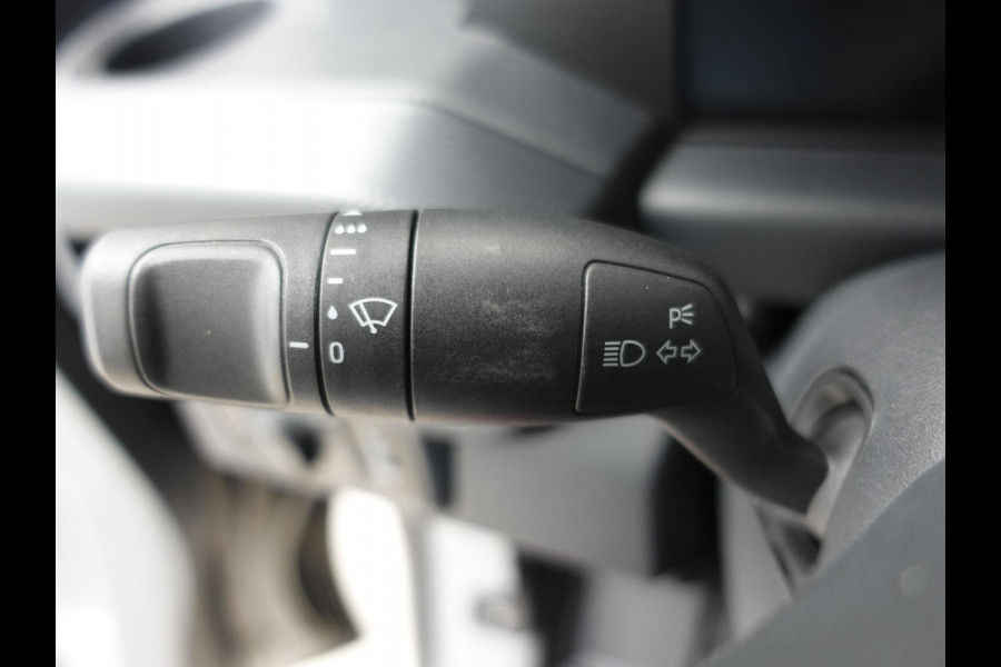 Ford Transit Custom 300 2.0 TDCI L2H1 Trend Nieuw Model Automaat Airco Navi Cruise Navi Trekhaak