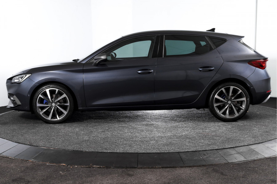 Seat Leon 1.5 TSI FR | Dig. Cockpit | Adapt. Cruise | Stoel.-+Stuurverw | PDC | NAV + App. Connect | ECC | LM 18" |