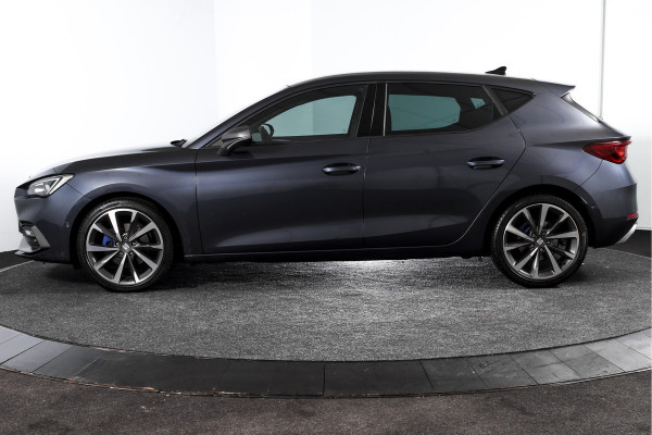 Seat Leon 1.5 TSI FR | Dig. Cockpit | Adapt. Cruise | Stoel.-+Stuurverw | PDC | NAV + App. Connect | ECC | LM 18" |