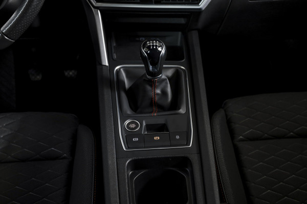 Seat Leon 1.5 TSI FR | Dig. Cockpit | Adapt. Cruise | Stoel.-+Stuurverw | PDC | NAV + App. Connect | ECC | LM 18" |