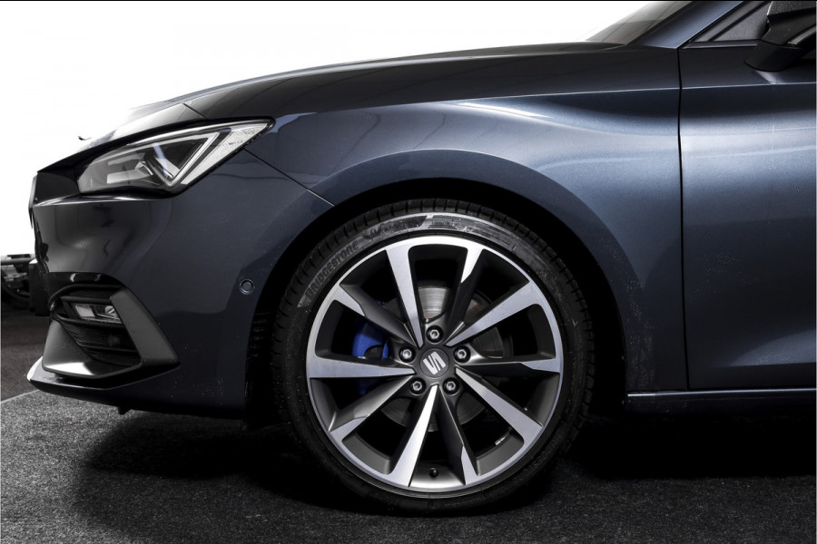 Seat Leon 1.5 TSI FR | Dig. Cockpit | Adapt. Cruise | Stoel.-+Stuurverw | PDC | NAV + App. Connect | ECC | LM 18" |