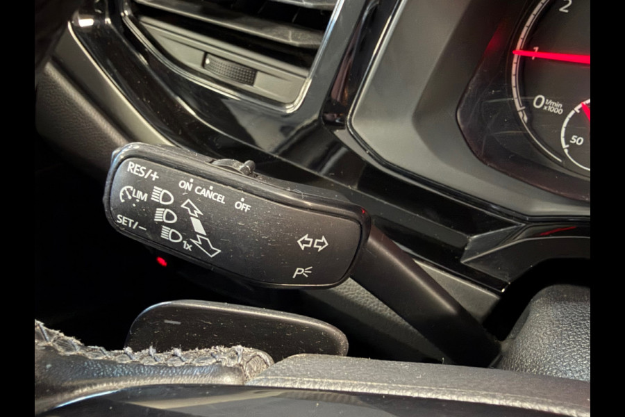 Volkswagen Polo 1.0 TSI Comfortline Business DSG APPLE CARPLAY CRUISE CONTROL AIRCO USB START/STOP