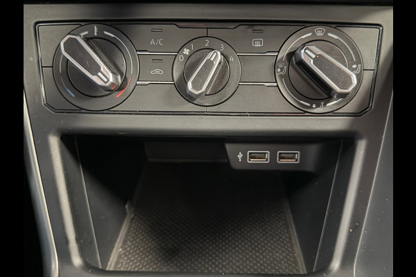 Volkswagen Polo 1.0 TSI Comfortline Business DSG APPLE CARPLAY CRUISE CONTROL AIRCO USB START/STOP