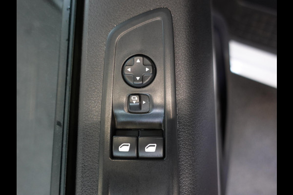 Opel Vivaro 2.0 CDTI L3H1 Dubbele Cabine Edition Airco Navigatie Parkeersensoren Trekhaak
