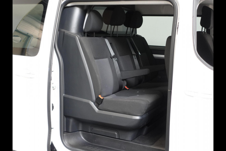 Opel Vivaro 2.0 CDTI L3H1 Dubbele Cabine Edition Airco Navigatie Parkeersensoren Trekhaak