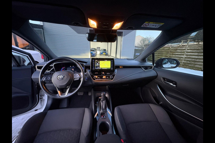 Toyota Corolla 1.8 Hybrid Sport 6-12 M GARANTIE