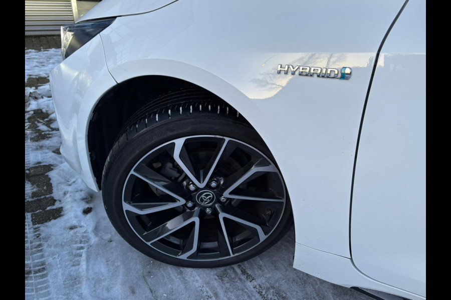 Toyota Corolla 1.8 Hybrid Sport 6-12 M GARANTIE