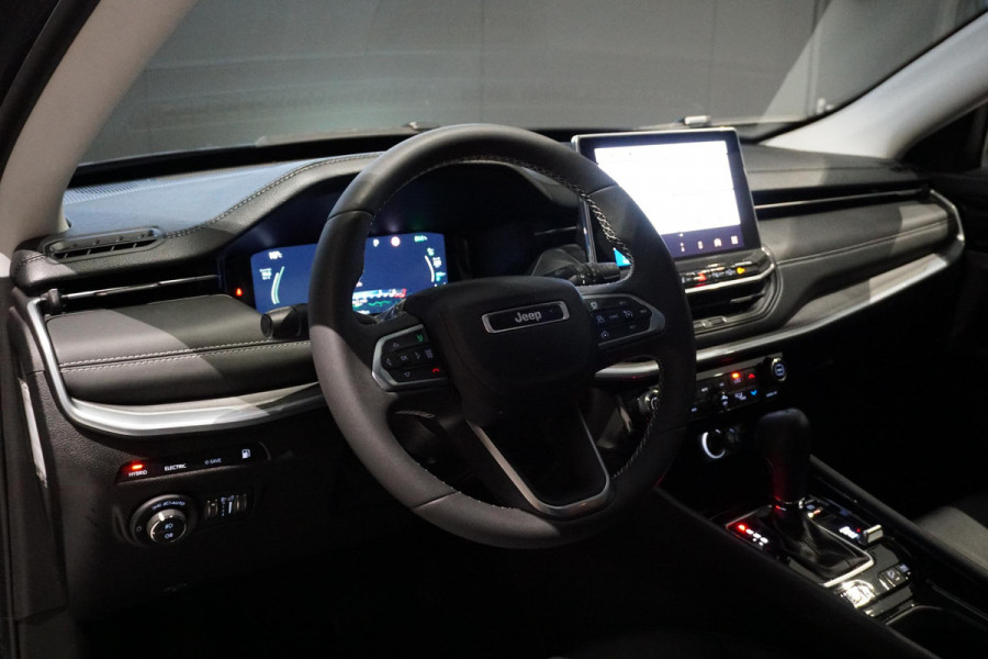 Jeep Compass 4xe 190 Plug-in Hybrid Electric Limited Ed. + 360 CAMERA / BLINDSPOT / TREKHAAK